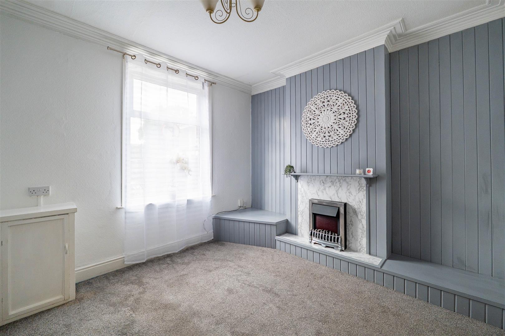 2 bed property in St. Marys Road, Preston